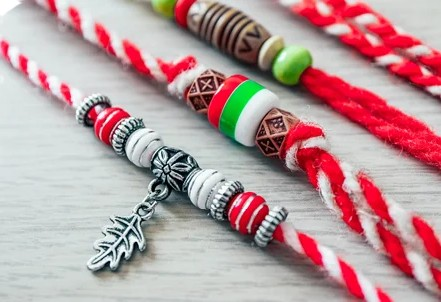 Гривни мартеници