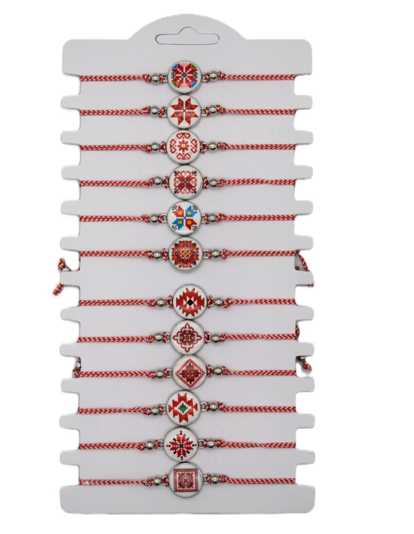 Комплект от 12 гривни - мартеница с мъниста 19