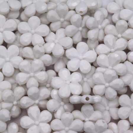 Мънисто бяло цвете 14х3 мм.